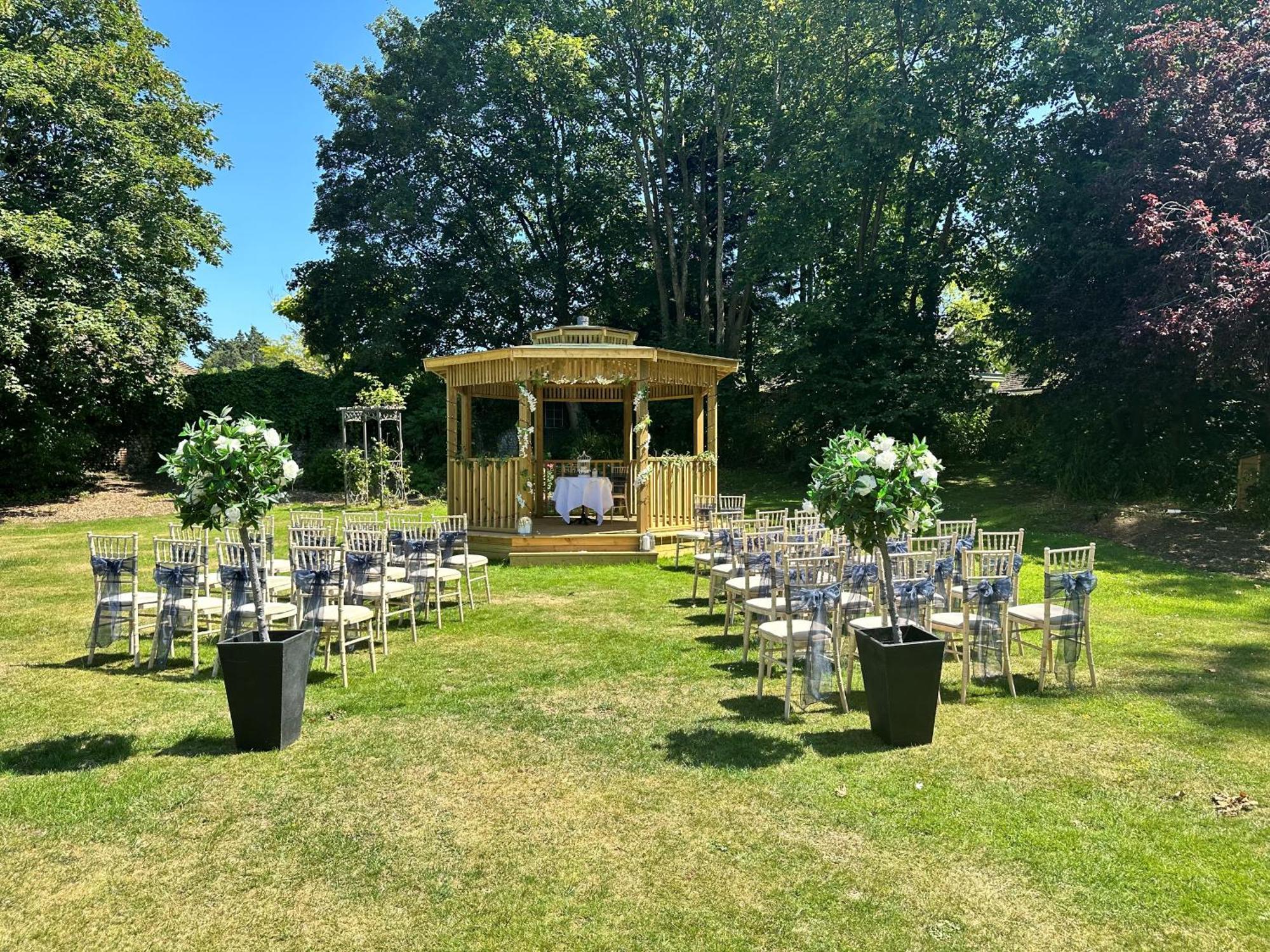 Findon Manor Hotel Exterior foto